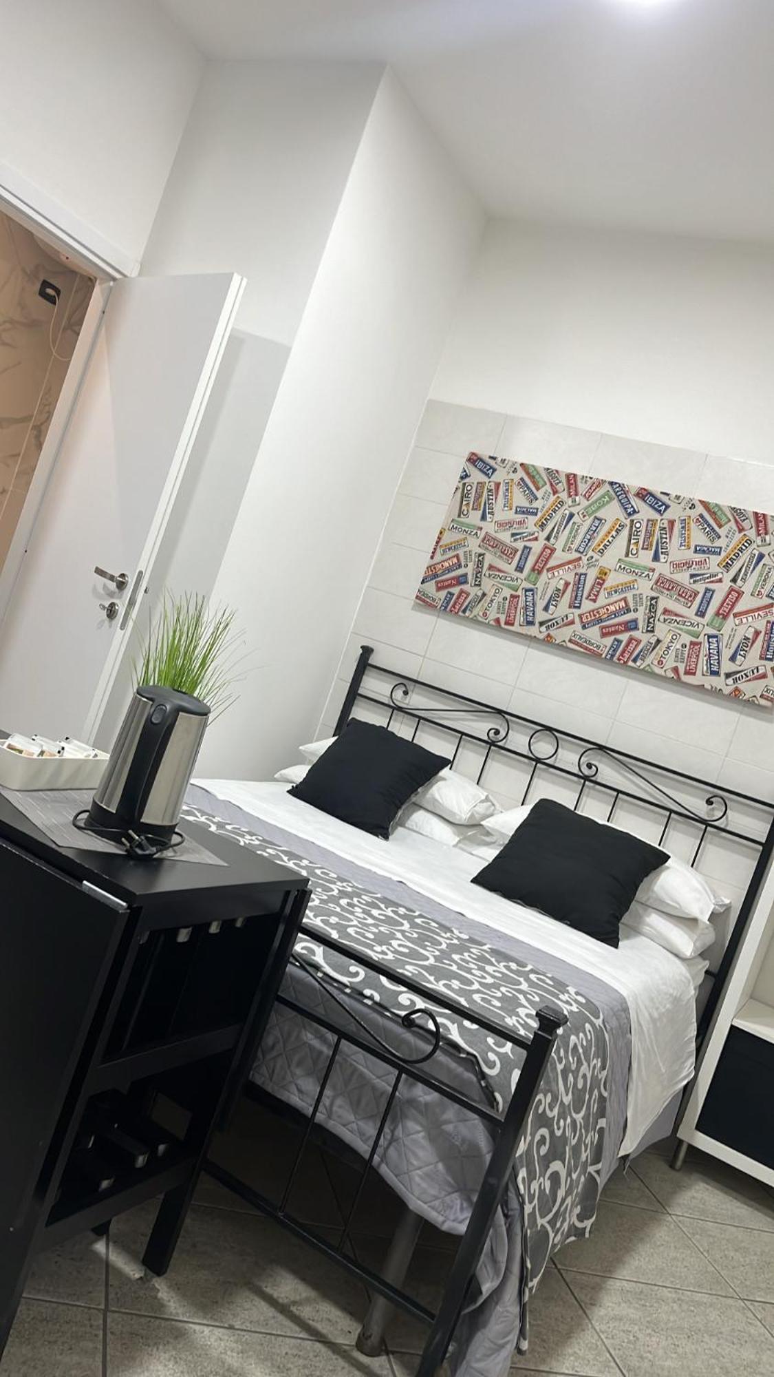 Appartamento Essential House Napoli